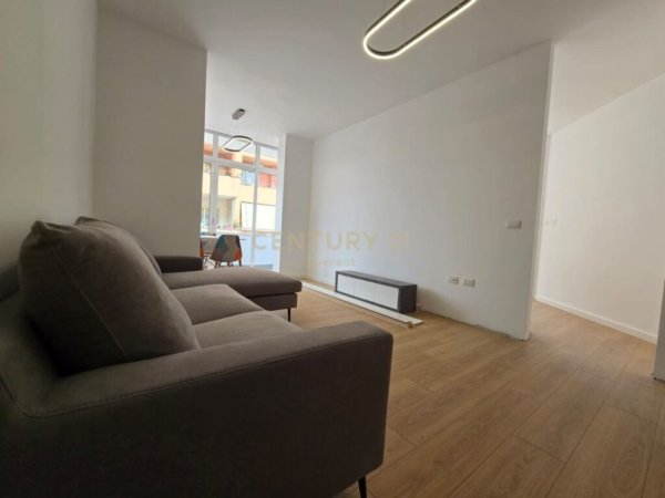 MBIKALIMI I KOMUNES SE PARISIT, SHESIM APARTAMENT 1+1