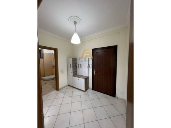 APARTAMENT 1+1 PER SHITJE NE ASTIR!