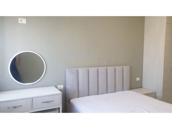 Apartament 1+1 për Qera në Fresk