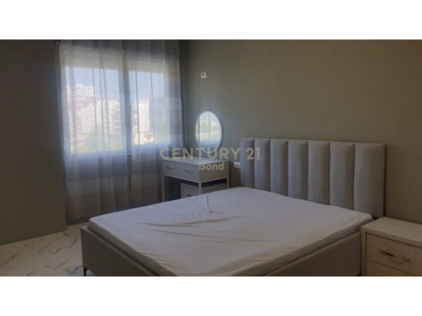 Apartament 1+1 për Qera në Fresk