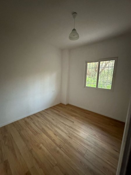 Shitet, Apartament 2+1,Restorant Fresku, Tiranë - 67500€ | 54 m²