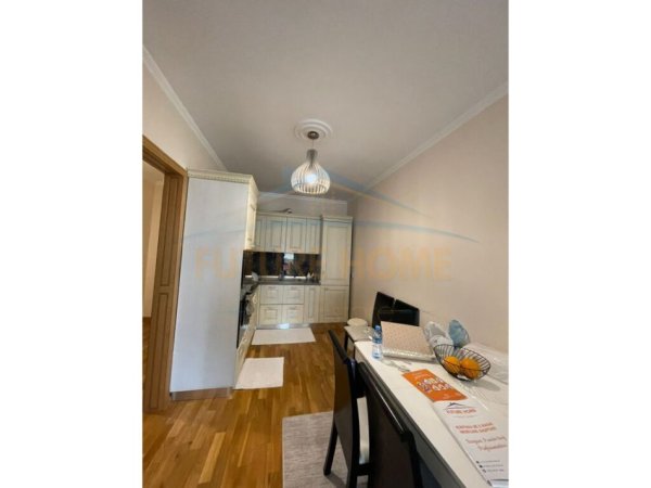 Shitet, Apartament 2+1+2, Prane Markates , Durres