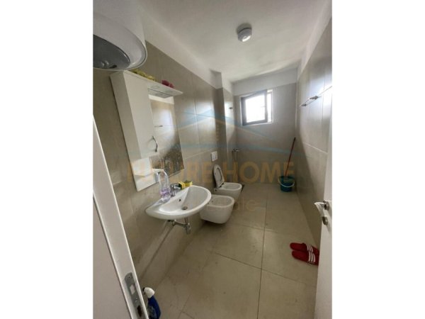 Shitet, Apartament 2+1+2, Unaza e Re.UNA40016