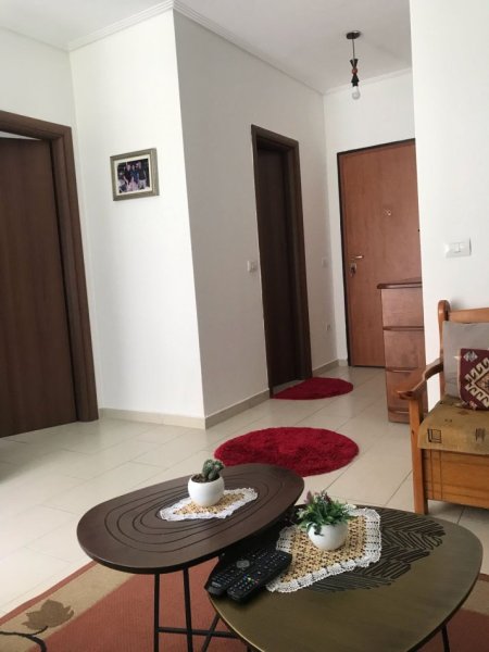 Apartament 1+1 Me Qera Tek Kopshti Zooligjik (ID B210645) Tirane