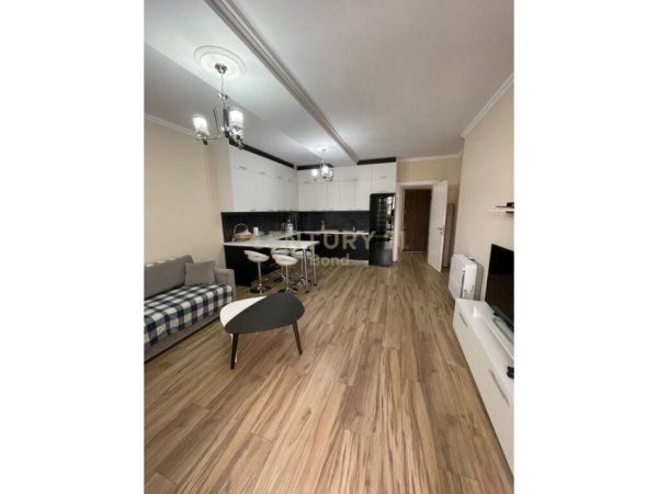 Apartament 2+1 per Shitje në Komunen e Parisit