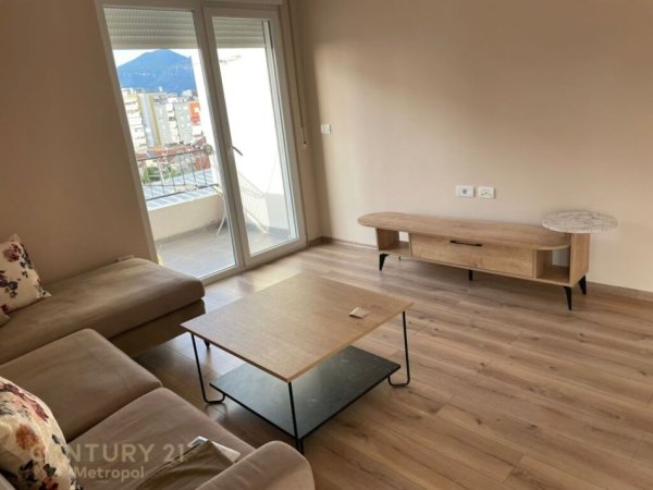 JEPET ME QIRA APARTAMENT 2+1+2, ISH TREGU ELEKTRIK