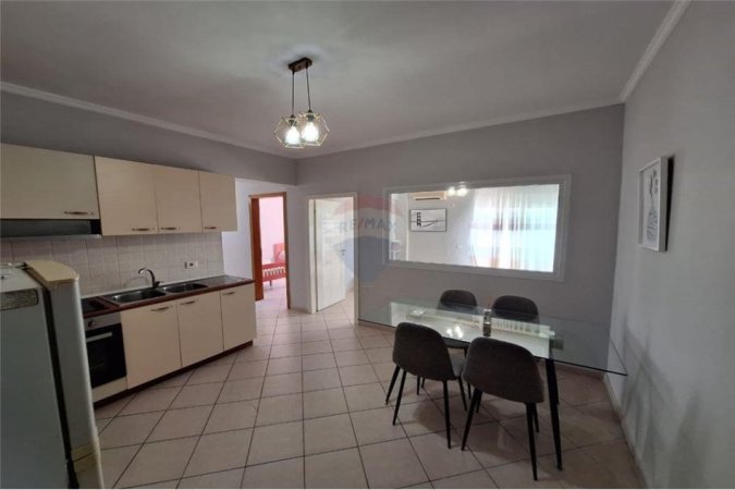 APARTAMENT 2+1 PER QIRA TEK KOMUNA E PARISIT