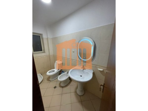 APARTAMENT 1+1 TEK SHKEMBI I KAVAJES, PER SHITJE!