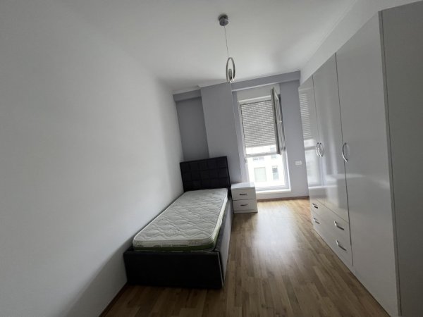 Qera, Apartament 2+1 Stacioni i Trenit