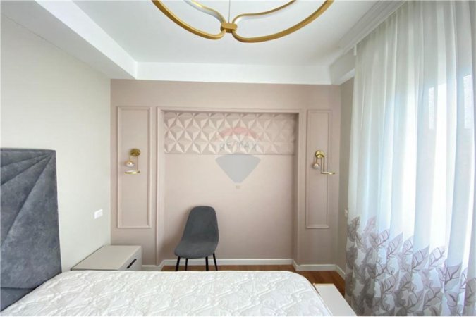 Apartament 1+1 me qira prane Qendres!