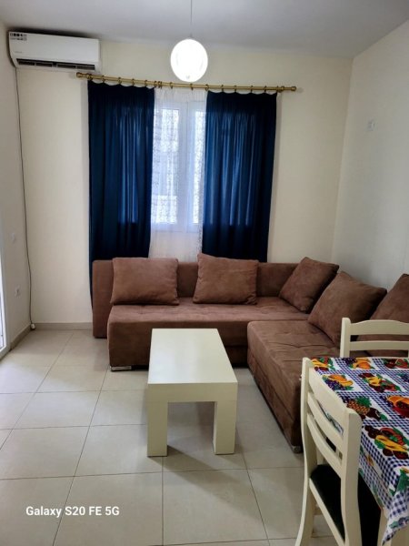 APARTAMENT 1+1 PER SHITJE TEK GJIRI LALZIT! 80 000 EURO