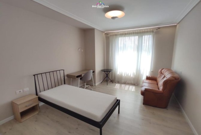 Apartament Me Qera 2+1 Tek Stadiumi Dinamo (ID B220787) Tirane.