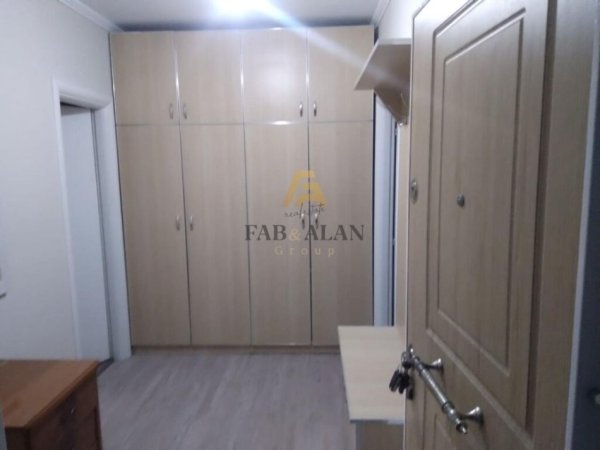 APARTAMENT 1+1 PER QERA TEK ISH PARKU!