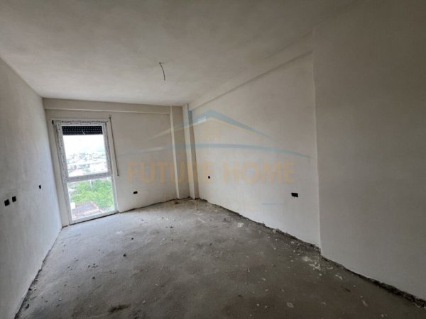 Shitet, Apartament 2+1+2, Bulevardi i Ri. UNA40261