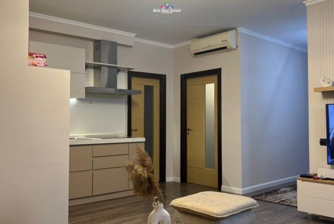 Apartament Per Shitje 2+1 Ne Xhamllik (ID B120469) Tirane.