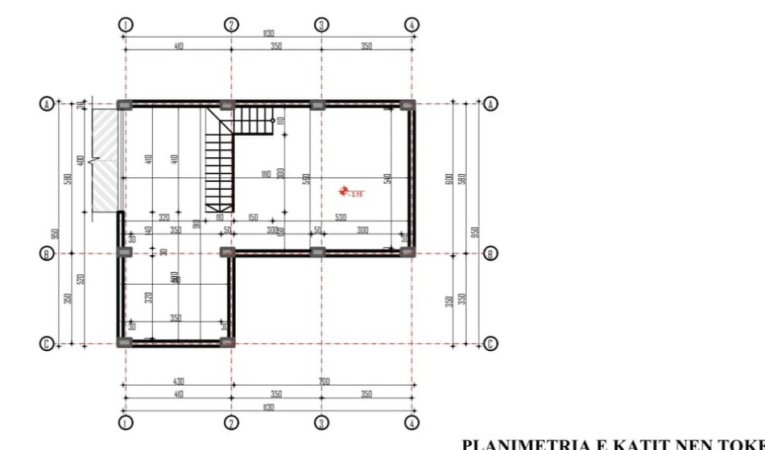 Shitet VILA
• Super KOMPLEKS RESIDENCIAL
• Unik ne llojin e tij ne qytetin e Durresit, me nje siperfaqje truallli prej 12400m2 nga ku 3285m2 njolle ndertimi dhe pjesa e mbetur gjelberim dhe rruge. Nderthurje midis ajrit te paster ne koder dhe ne zemer te qytetit me pamje nga deti.
• 262 Metra Nderti