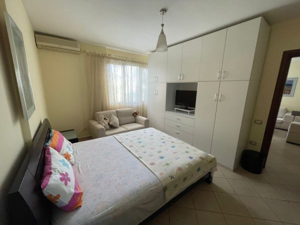 Jepet Me Qera Apartament 2+1+2 Te Ali Demi [ID P02117]