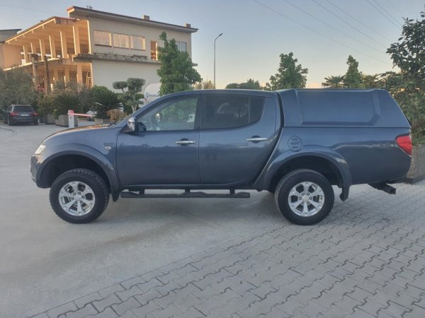 Mitsubishi L 200 2,5 4x4 Viti 2012 Klima