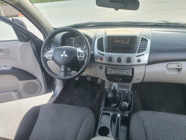 Mitsubishi L 200 2,5 4x4 Viti 2012 Klima