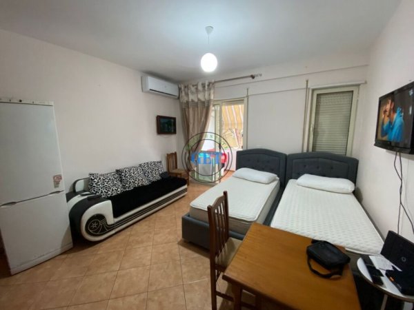 Shitet, Apartament 1+1 ne Malin e Robit