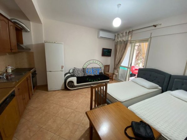 Shitet, Apartament 1+1 ne Malin e Robit