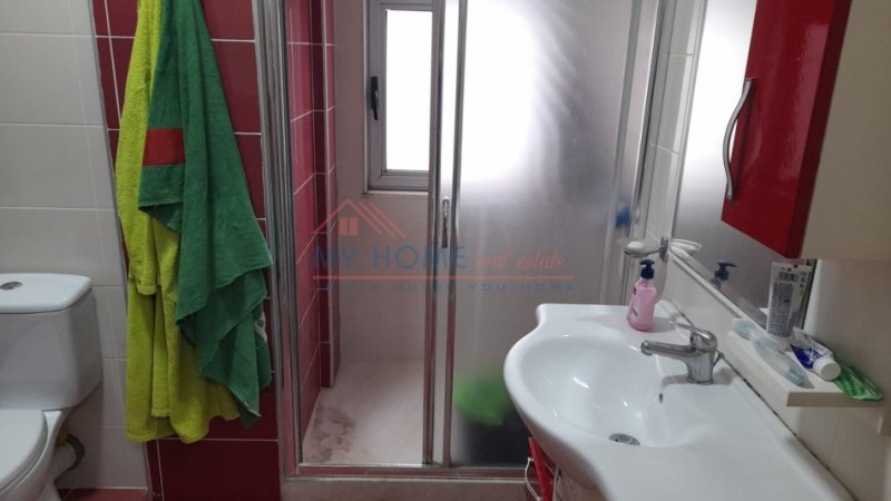 Apartament 2+1 ne shitje te Komuna Parisit