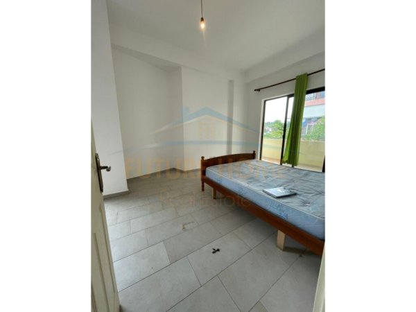 Shitet, Apartament 2+1+2, Unaza e Re, Tiranë(ALF40349)