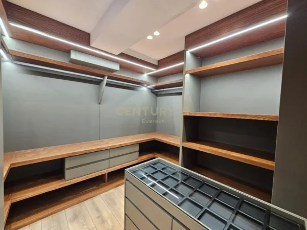 RESIDENCA KODRA E DIELLIT 1, SHESIM APARTAMENT ME OBORR 3+1+2