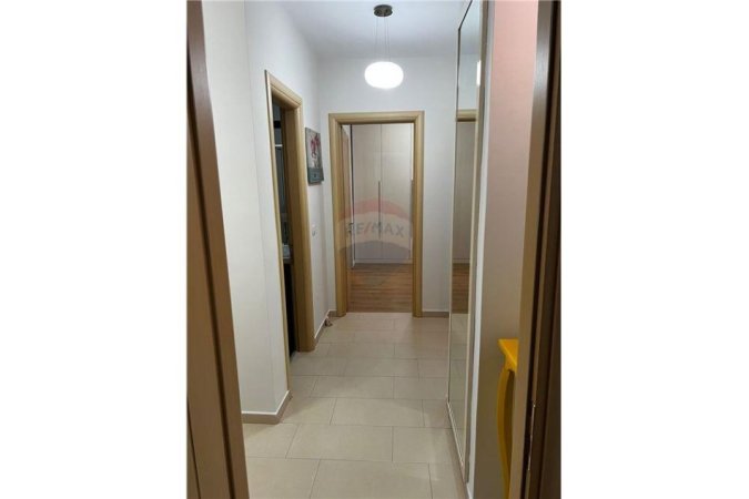 Jepet me qira apartament 2+1 në Astir