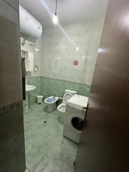 Qera, Ambient Biznesi, Ish Stacioni i Trenit, Tiranë - 1000€ | 140 m²