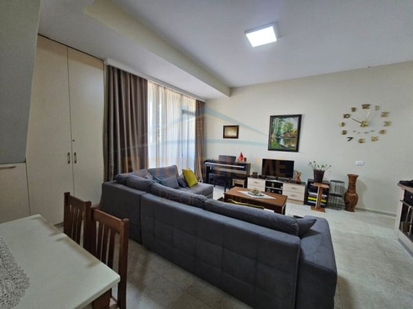 Apartament 1+1 Myslym Shyri, Tiranë