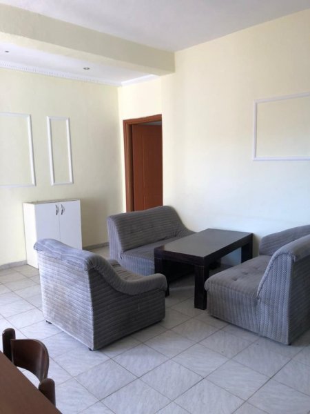 Apartament 1+1 me qira 250 euro