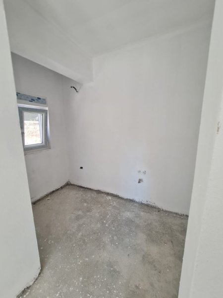 📢Shitet Apartament 2+1 te Rruga Aleksander Goga, Durres🔑