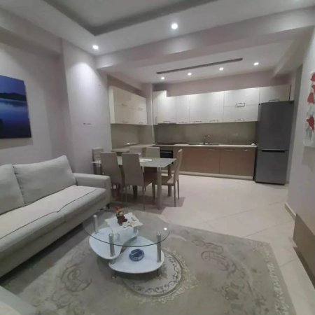 Apartament 2+1 me qira Golden Park