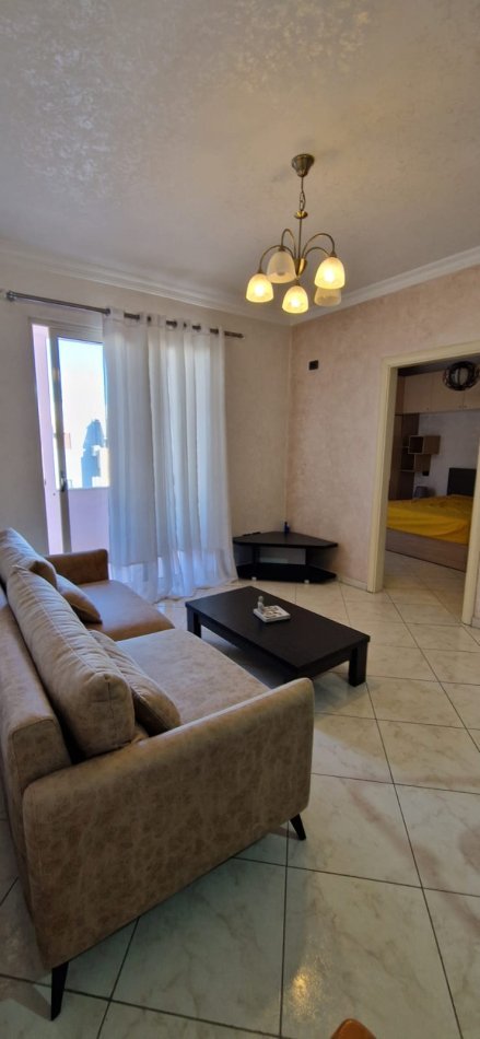 Jap me qira Apartment 1+1, i mobiluar. Vila L, Astir.