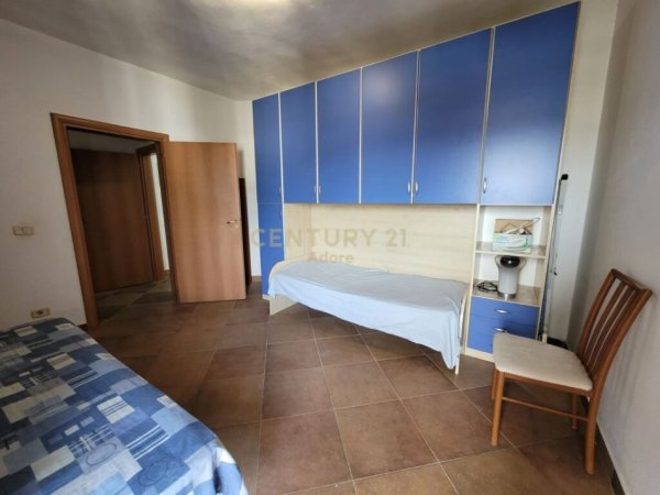 Jepet me qera apartament 2+1+2 tek 9 Kateshet