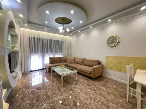 JAPIM ME QIRA APARTAMENT 1+1+POST PARKIMI NE RESIDENCEN GREEN CITY !!