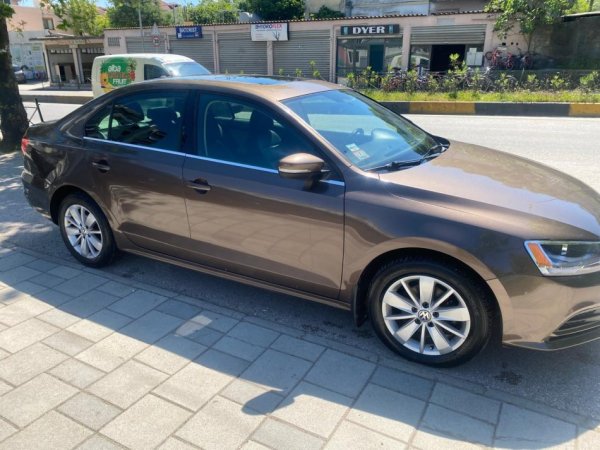 VW Jetta 2.0 TDI 2015