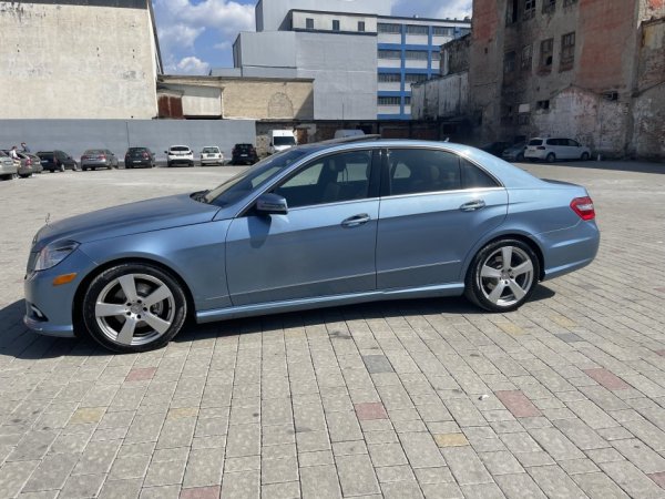 Mercedes E350 4matic 2010