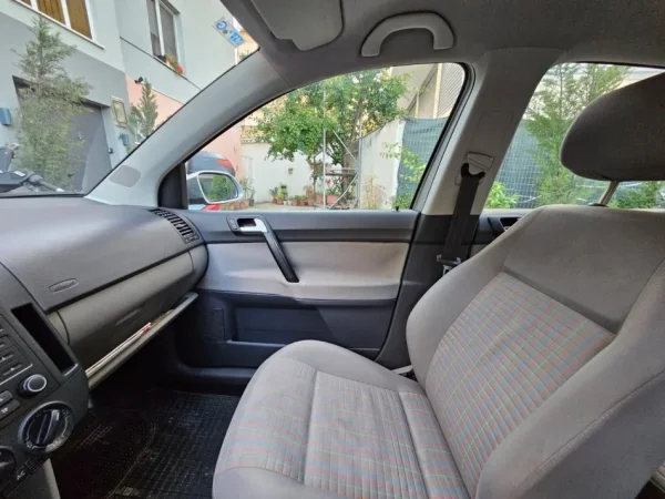 okazion POLO 1.2 , viti 2009 , benzine ~ gaz, shume ekonomike 230.000 km origjinale, me letra per nje vit te paguara.