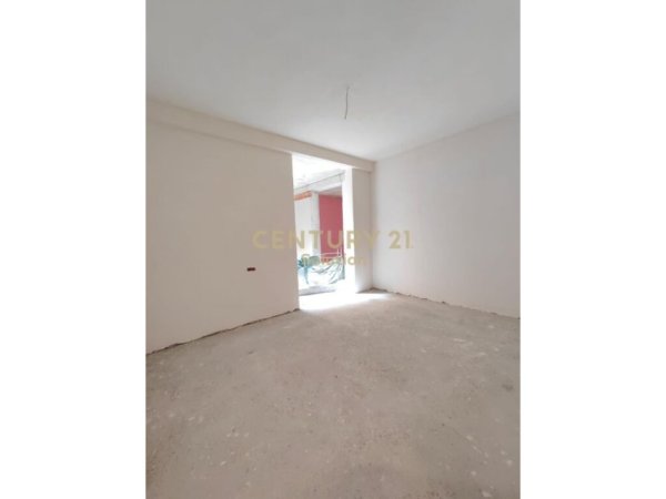 SHITET APARTAMENT 2+1 TE REZIDENCA "MINE PEZA"