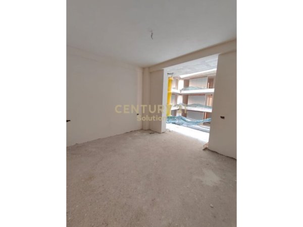 SHITET APARTAMENT 2+1 TE REZIDENCA "MINE PEZA"