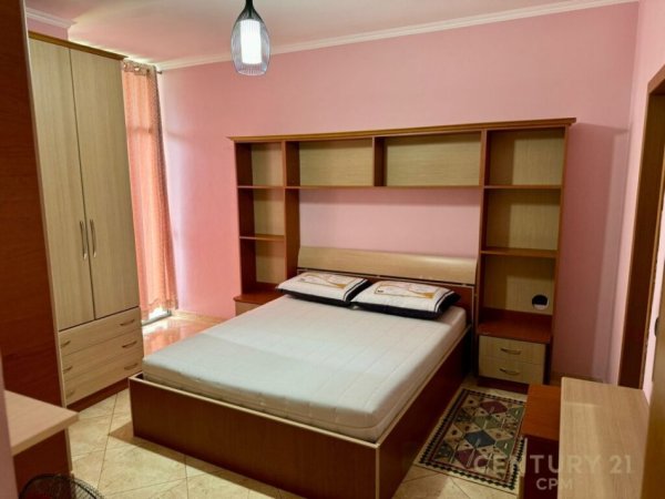 APARTAMENT PER QIRA 2+1+2 NE SHKOZE!