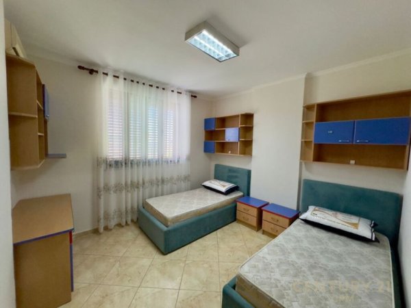 APARTAMENT PER QIRA 2+1+2 NE SHKOZE!