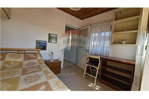 JEPET APARTAMENT 2+1+2 ME QIRA Rruga e Elbasanit