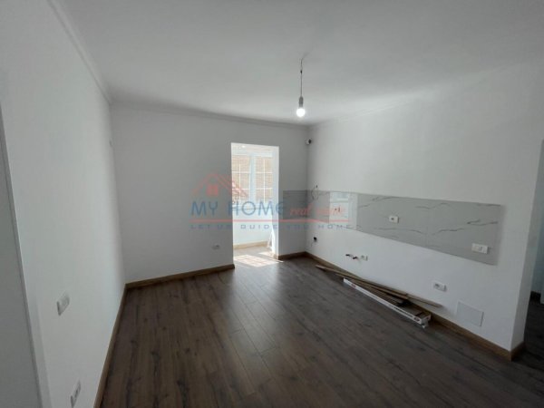Apartament 1+1 ne shitje 21 Dhjetori ne Tirane(Fatjana)