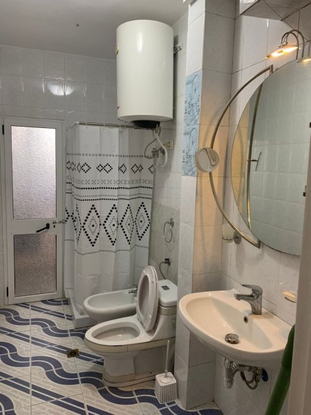 Apartament 2+1 me qera tek Pazari i ri