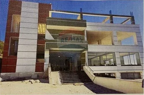 Tirane, shitet ambjent biznesi Kati 0, 1.500 m² 790.000 Euro (Peze-Helmes, prane Ures se Beshirit) OKAZION