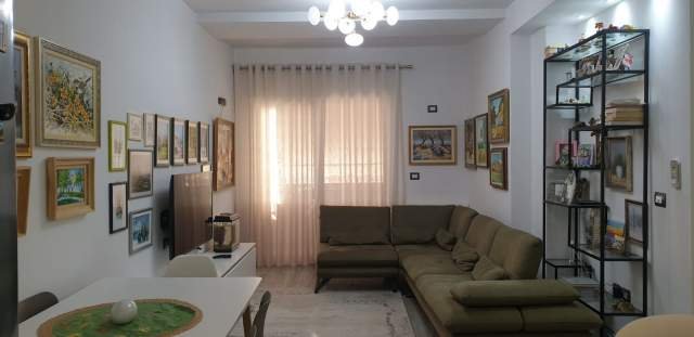Tirane, jepet me qera apartament 2+1+BLK Kati 2, 107 m² 500 Euro  (Sitki Cico)
