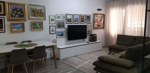 Tirane, jepet me qera apartament 2+1+BLK Kati 2, 107 m² 500 Euro  (Sitki Cico)